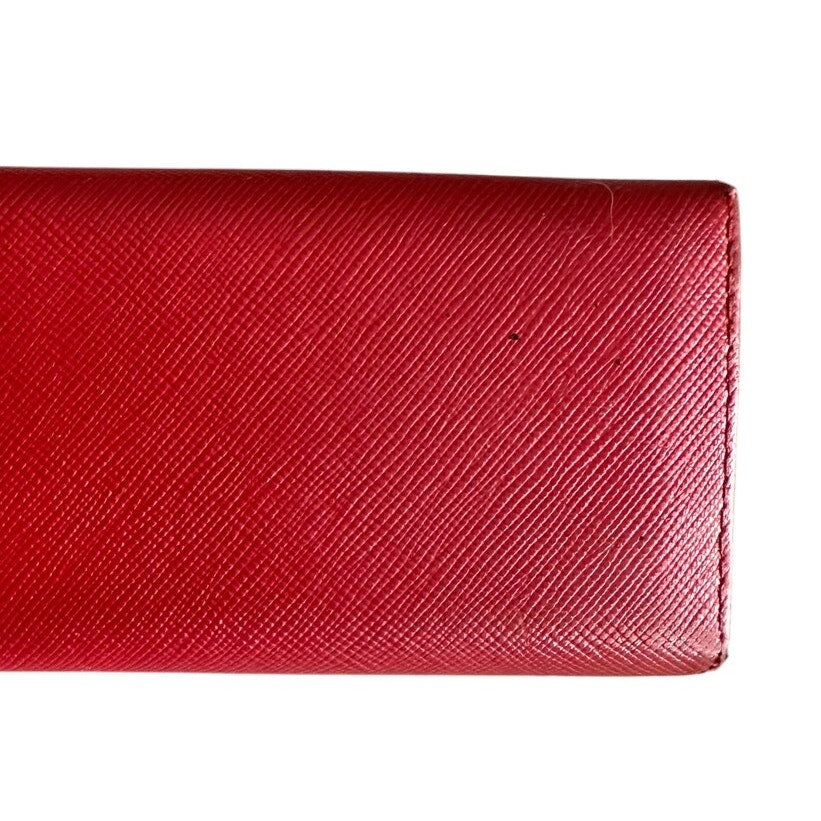 Pre Loved Prada Red Bow Saffiano Leather 6 Ring Keyholder